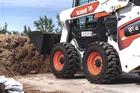 track skid steer vs wheel|tracked or wheeled skid steer.